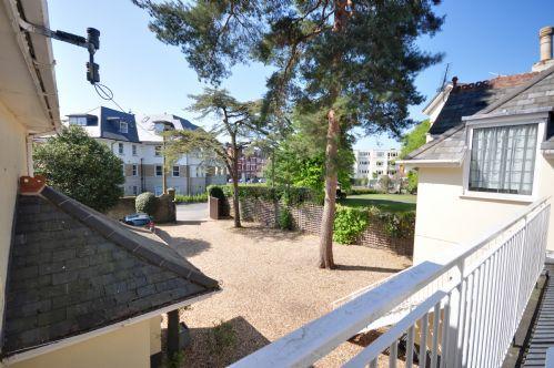 1 The Coach House Bournemouth Exterior photo